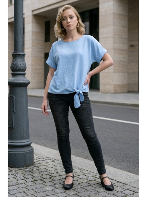 Nagyméretű női felső - világoskék