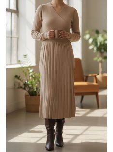 MAJA prémium kötött ruha - capuccino