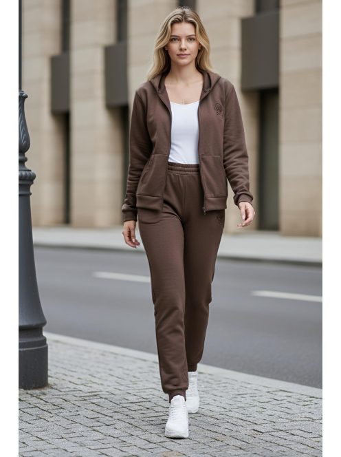 QUEEN tavaszi szabadidőszett - barna