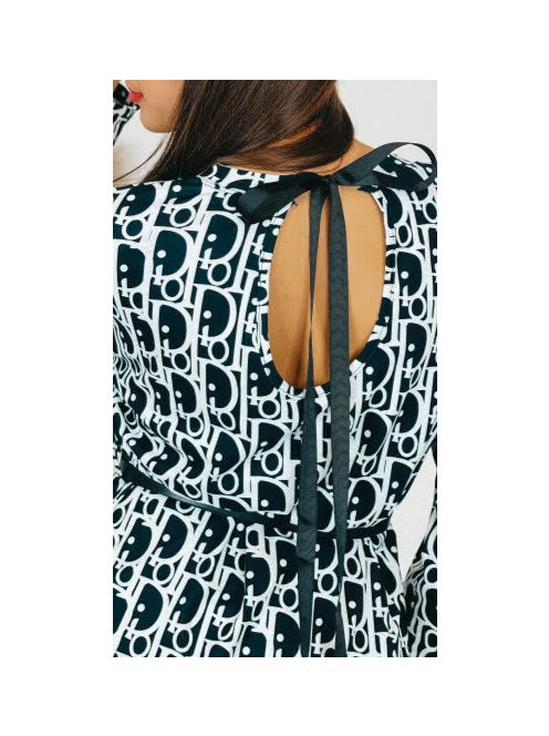 DANA ruha - felirattal